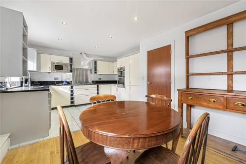 4 bedroom end of terrace house for sale, Fitzroy Place, Reigate, Surrey, RH2