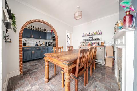 4 bedroom terraced house for sale, Torquay Avenue, Hampshire PO12