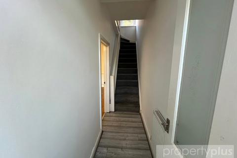 undefined, Standard View, Porth, Rhondda Cynon Taff, CF39