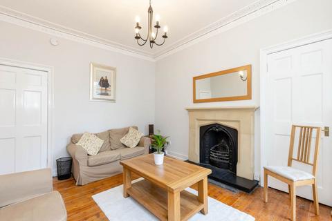 2 bedroom flat to rent, William Street, West End, Edinburgh