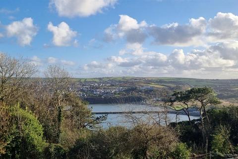 2 bedroom terraced house for sale, 12 Harbour Village, Goodwick