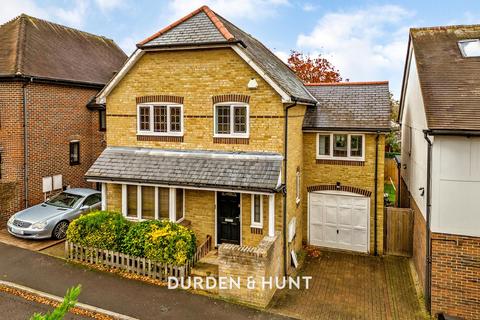 undefined, Grovewood Place, Woodford Green, IG8