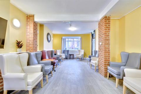 23 bedroom semi-detached house for sale, Devon Drive, Nottingham