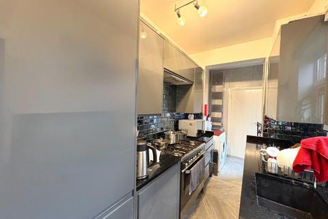 4 bedroom terraced house for sale, Twycross Street, Leicester