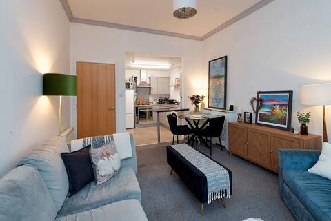 undefined, Flat 3/1, 2 Ellerslie Road, Yoker, Glasgow, G14 0NF
