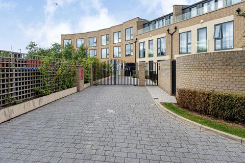 undefined, Gunnersbury Mews, London W4