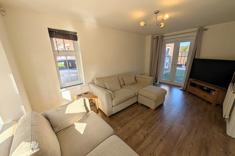 3 bedroom semi-detached house to rent, Jefferson Way, CV4