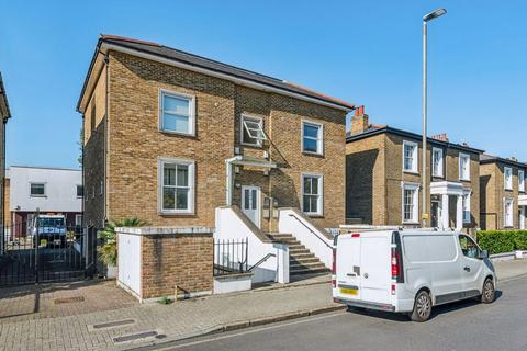 Balham Grove, London SW12