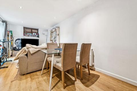 undefined, Balham Grove, London SW12