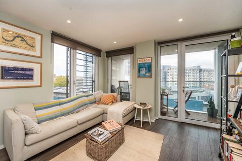 2 bedroom flat for sale, Buckhold Road, London SW18