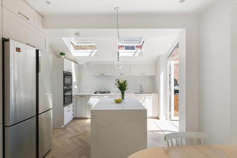 undefined, Dalkeith Road, London, SE21
