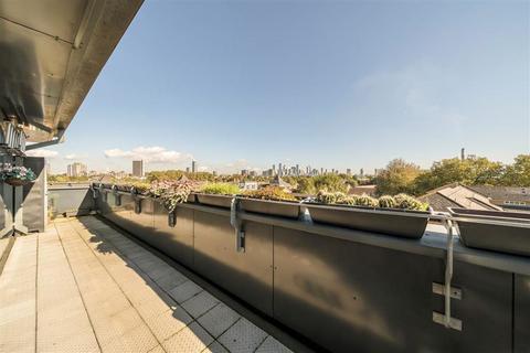 Varcoe Road, London SE16