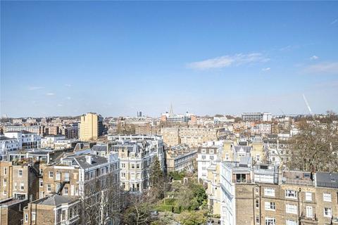 Studio to rent, Cromwell Road, London SW7