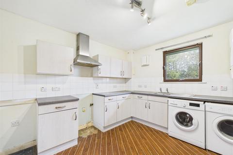 undefined, Culliven Court, Perth PH1