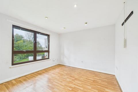 undefined, Culliven Court, Perth PH1