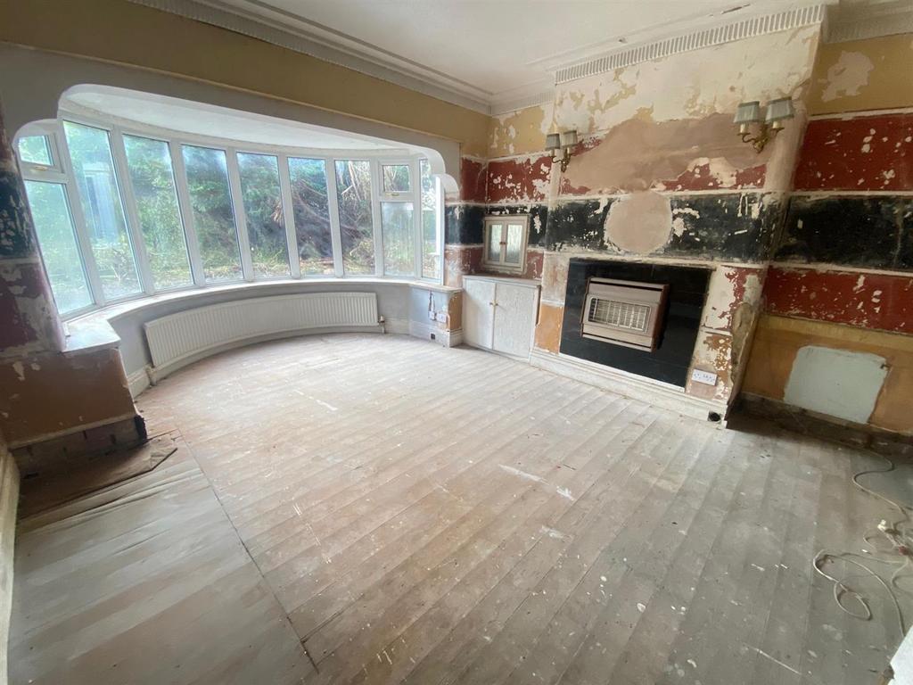 Dining room.jpg