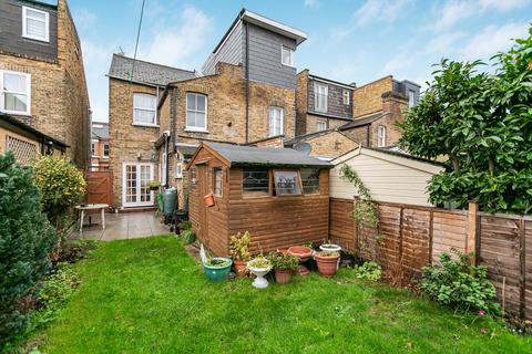 undefined, Heath Gardens, Twickenham, TW1