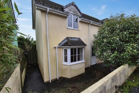 3 bedroom detached house to rent, 15 The Pound, Cosheston, Pembroke Dock, Pembrokeshire. SA72 4UF