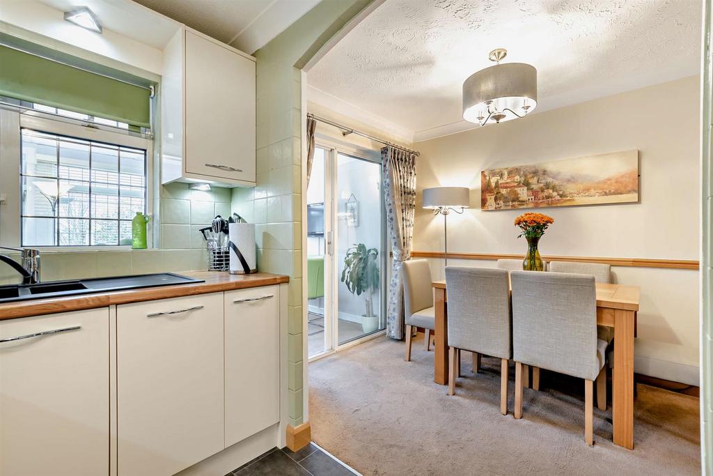 8670548-interior10-800.jpg