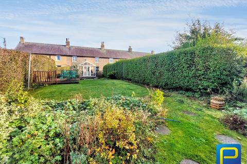 3 bedroom terraced house for sale, King Street, Seahouses, Northumberland, NE68 7XS