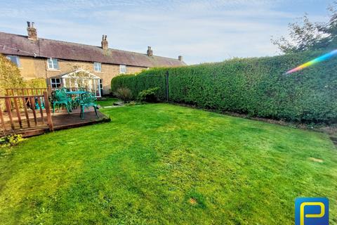 3 bedroom terraced house for sale, King Street, Seahouses, Northumberland, NE68 7XS