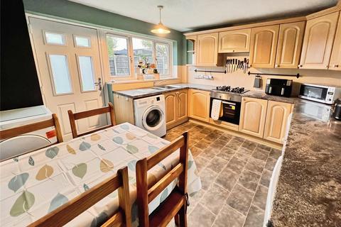 2 bedroom semi-detached house for sale, Harwood Avenue, Burton-on-Trent DE14