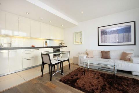 1 bedroom flat to rent, Times Square, London E1