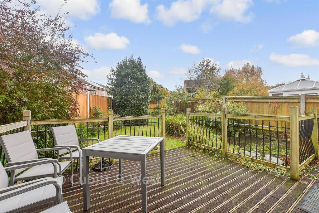 Patio / Decking