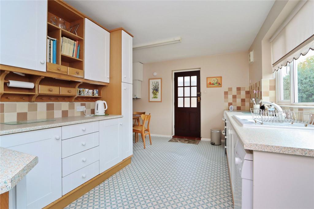 Kitchen/Breakfast 1