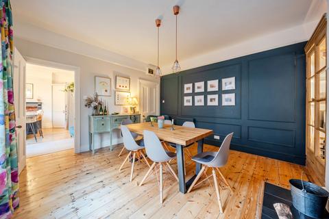 undefined, Thornbury Avenue, Shirley, Southampton, Hampshire, SO15