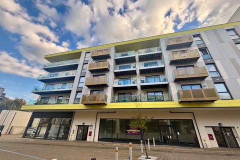 2 bedroom apartment to rent, Cunard Square, CM1