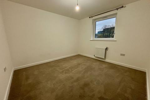 2 bedroom apartment to rent, Cunard Square, CM1