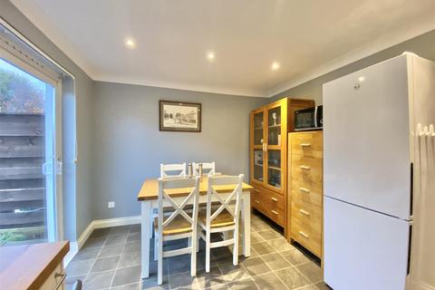 3 bedroom semi-detached house for sale, Oak Tree Road, Bedale