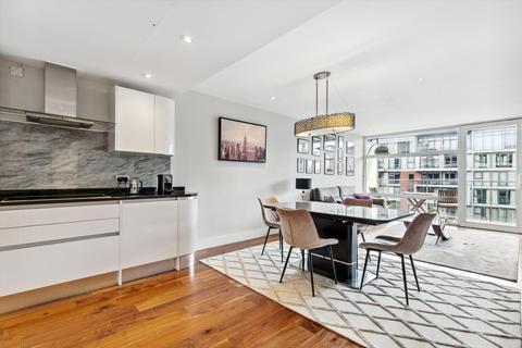 2 bedroom flat to rent, Howard Building, Queenstown Road, Battersea, SW11
