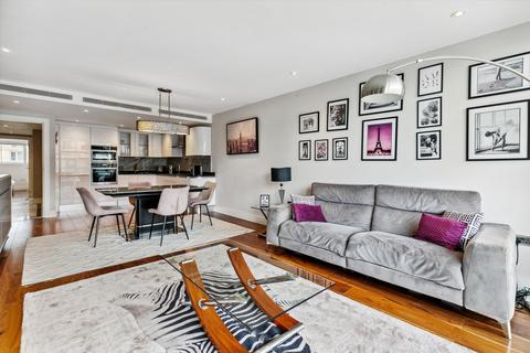 2 bedroom flat to rent, Howard Building, Queenstown Road, Battersea, SW11