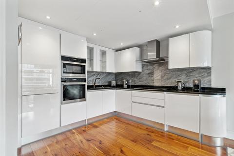2 bedroom flat to rent, Howard Building, Queenstown Road, Battersea, SW11