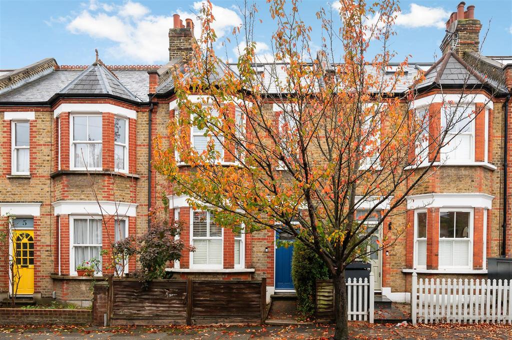 7 TREWINCE ROAD,1.jpg