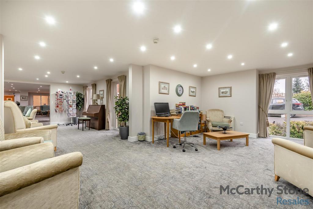 8670809-interior19.jpg