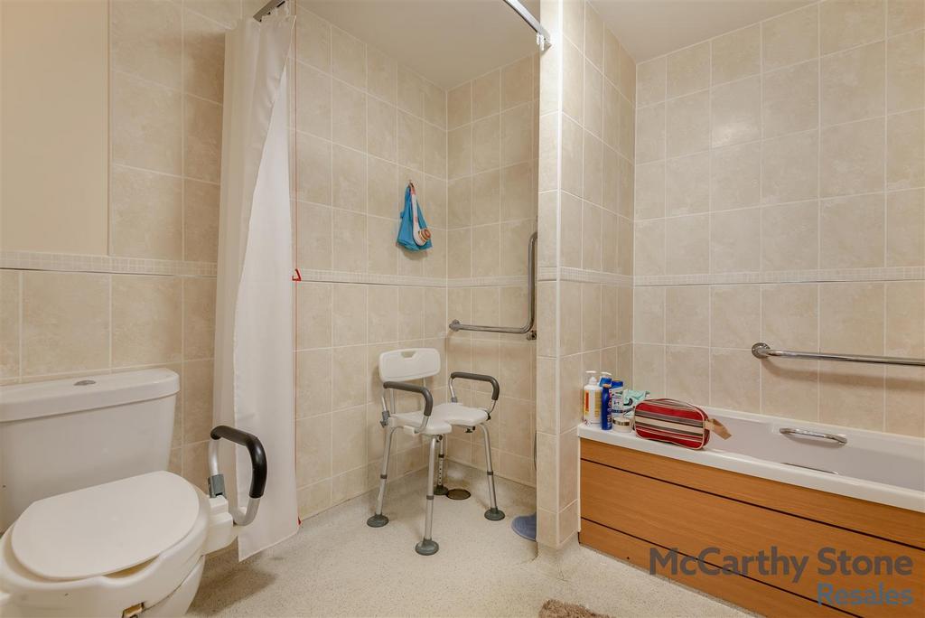 8670809-interior11.jpg