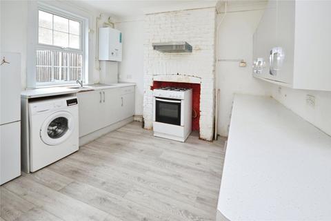 2 bedroom terraced house for sale, Hanworth Road, Hounslow TW3