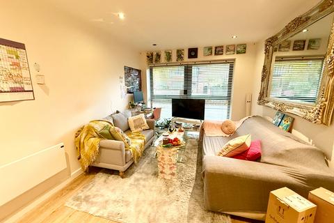 2 bedroom apartment to rent, Bridgford Road, West Bridgford, Nottingham, Nottinghamshire, NG2 6AN