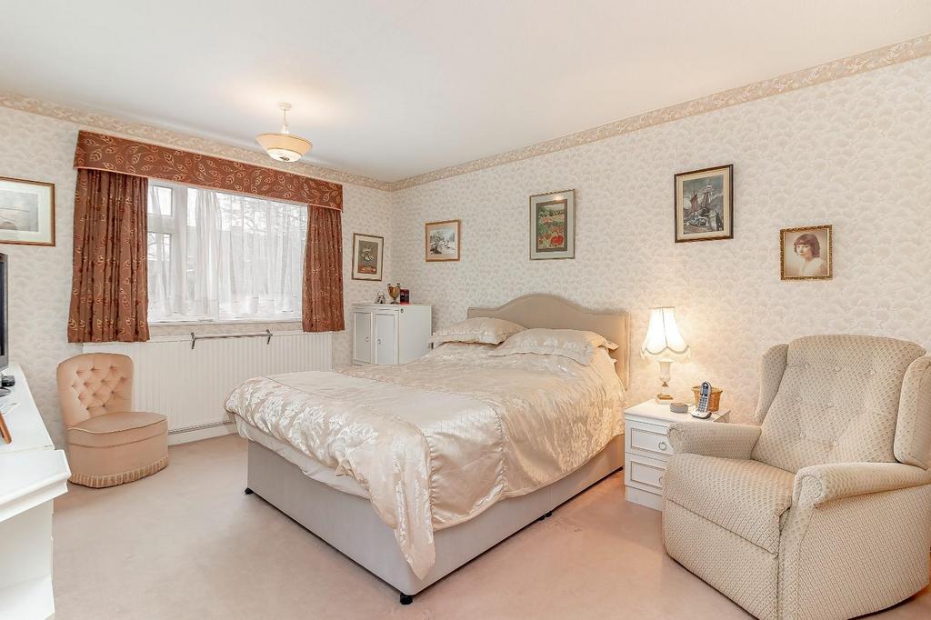 Bedroom 1 - A.jpg