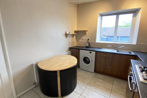 2 bedroom apartment to rent, Chesterfield S45