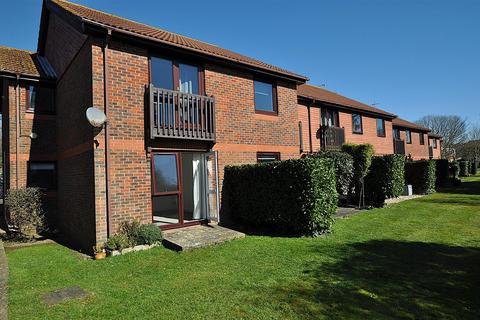 1 bedroom flat to rent, Hawthorn Court Black Path Polegate