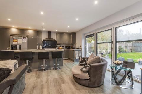 3 bedroom detached bungalow for sale, Tills Road, Norwich NR6