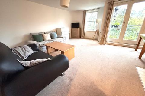 2 bedroom flat to rent, Bingley Court, Canterbury, Kent, CT1