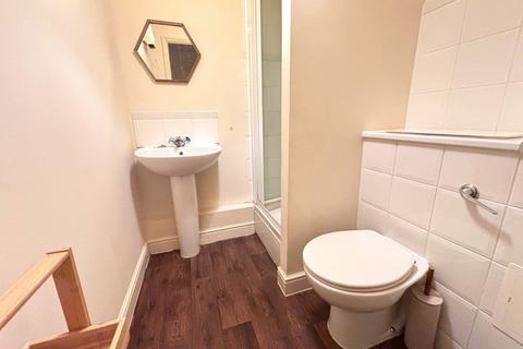 2 bedroom flat to rent, Bingley Court, Canterbury, Kent, CT1
