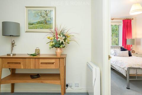 2 bedroom retirement property for sale, Manor Road North, Esher KT10