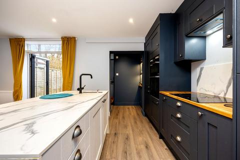 3 bedroom semi-detached house for sale, Victoria Road, Shoreham-By-Sea BN43