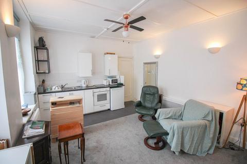 undefined, Weston Sea Front*Cash Buyers Only*Ideal Investment*Potential 9-10% Yield*
